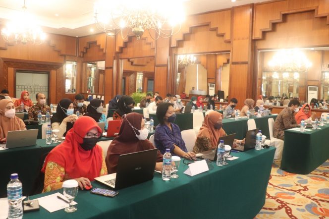 
DKP3A Kaltim Gelar Pelatihan Konvensi Hak Anak Bagi Tenaga Kesehatan