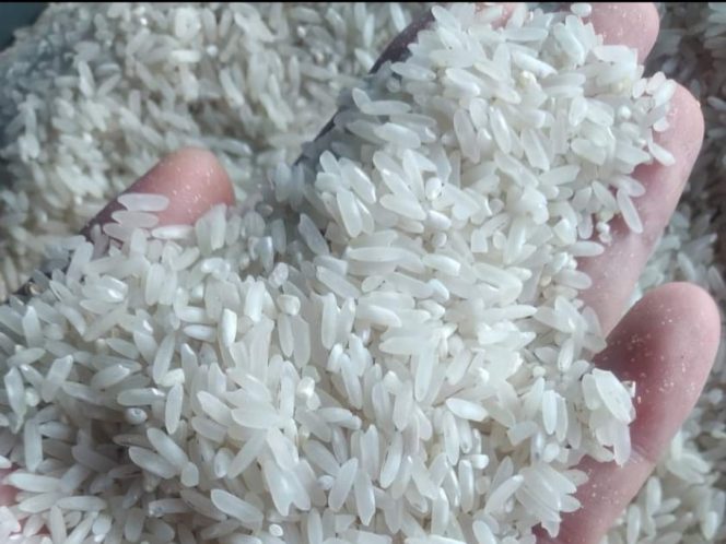 
Sambut Ramadhan, Bulog Siapkan 2.200 Ton Beras Untuk Penuhi Kebutuhan Masyarakat