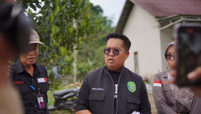 
Pesan Wabup Rendi Solihin untuk Lestarikan Erau Adat Benua Tuha di Desa Sabintulung