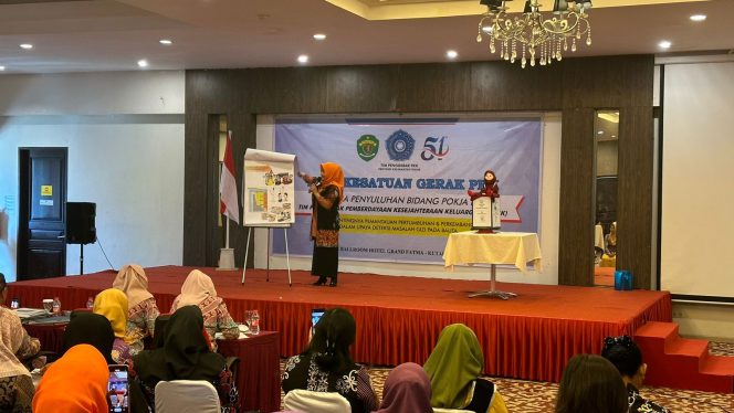 
Peringatan HKG PKK ke-51 Kaltim Diramaikan Dengan Berbagai Macam Perlombaan