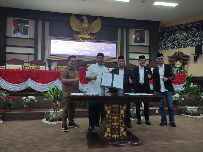 
Sah! APBD-P 2023 Tembus Rp 11,8 Triliun, Penanganan Stunting dan Kemiskinan Menjadi Prioritas Utama Pemkab Kukar