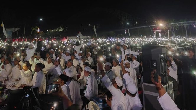 
Kukar Bersholawat Tuai Respon Positif Dari DPRD Kukar, Berharap Setiap Tahun Dilaksanakan