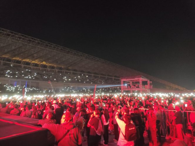
Puluhan Ribu Penonton Bayar Tuntas Kerinduan di Kukarland Festival 2023