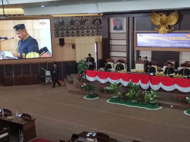 
HUT Ke-241 Kota Raja, DPRD Kukar Gelar Paripurna Untuk Dengarkan Pidato Bupati