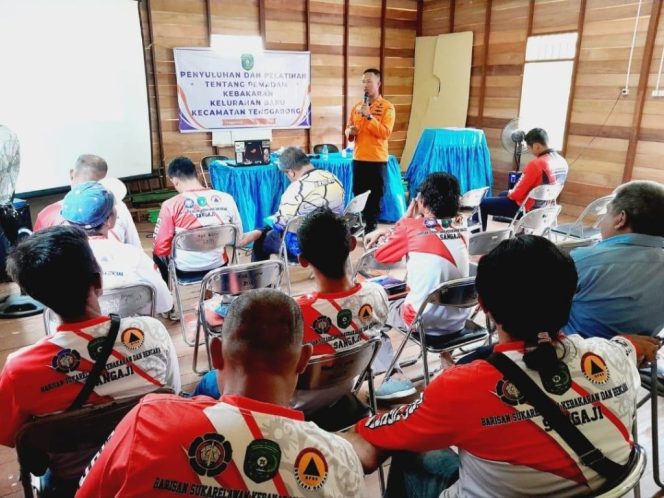 
Kelurahan Baru Bekali Tim Balakarcana Dengan Pelatihan Medical First Respon