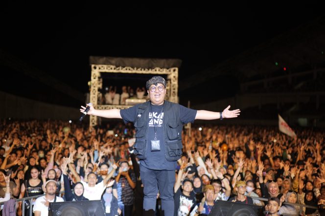 
Hadirkan Jamrud, Rendi Solihin Ajak Semua Masyarakat Ramaikan Festival Seni Budaya Nusantara