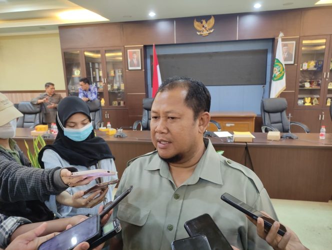 
Ketua DPRD Kukar Dorong Pihak Swasta Untuk Juga Hadirkan Pasar Murah di Kukar