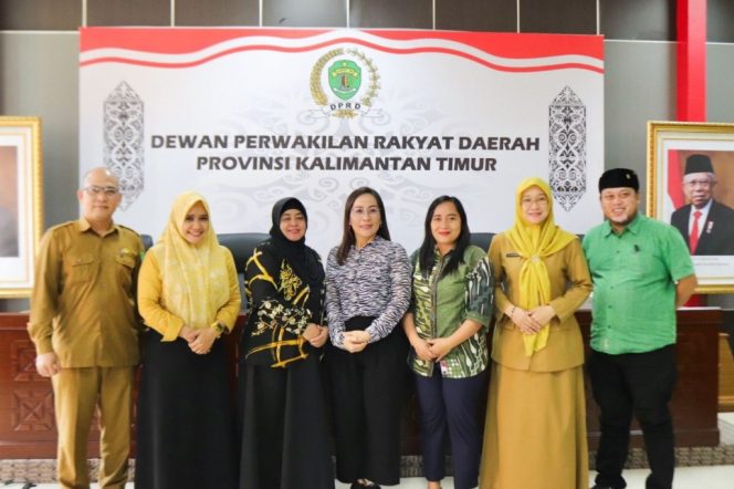 
Tim Pansus DPRD Kukar Datangi DPRD Kaltim Untuk Bahas Raperda Tentang Pendidikan Pancasila dan Wawasan Kebangsaan
