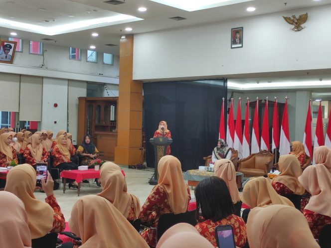 
DWP Kukar Gelar Pelatihan Public Speaking