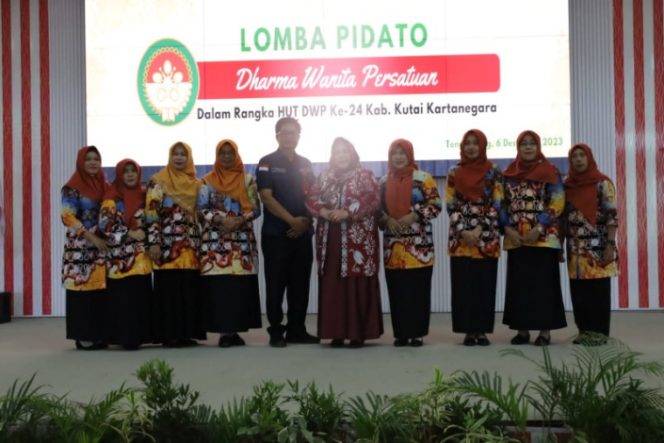 
DWP Kukar Gelar Lomba Pidato, Penasehat DWP : Jadikan Semangat untuk Menguji Mental
