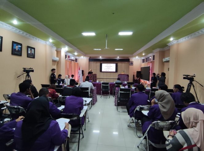 
Hetifah Sjaifuddian Apresiasi Gelaran Pusma Fest yang Dilaksanakan UKM Pusma Unikarta