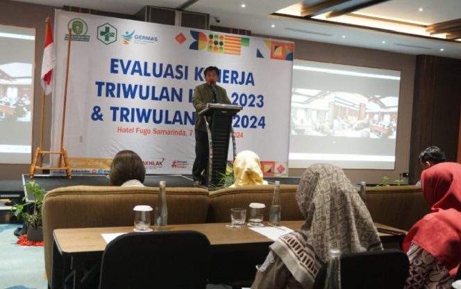
Teks foto : Arahan Sekda Kukar Sunggono pada rapat kinerja evaluasi (istimewa)