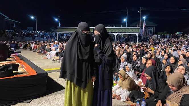 
Dua Penghafal Al Quran Asal Kota Bangun Diberangkatkan Rendi Solihin ke Tanah Suci