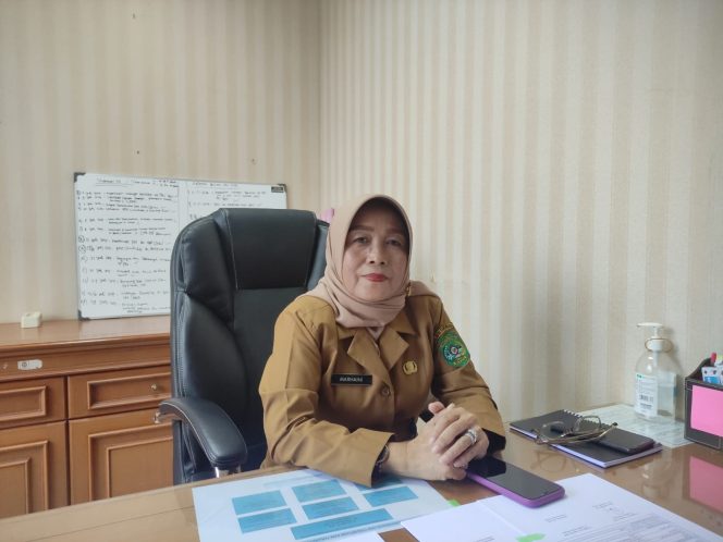 
Teks foto: Kepala Bidang Perlindungan Perempuan dan Khusus Anak DP3A Kukar, Marhaini, (angga/okeborneo.com) 