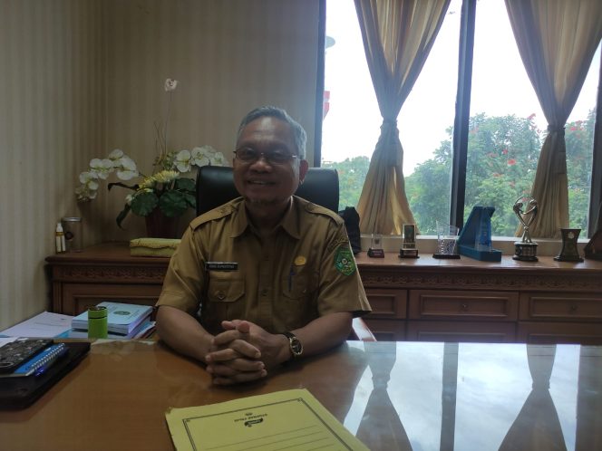 
Teks foto : Plt Kepala Dinas Pemberdayaan Perempuan dan Perlindungan Anak (DP3A) Kukar, Hero Suprayitno
