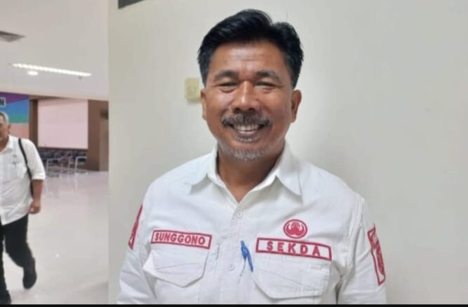 
Teks foto :  Sekda Kukar Sunggono