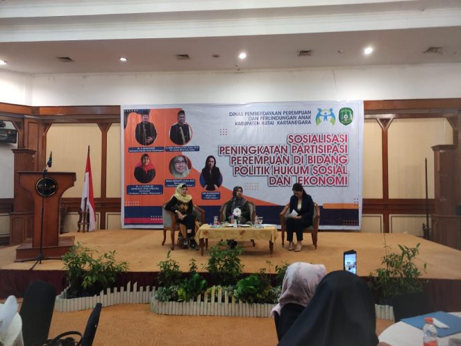 
Sosialisasi Partisipasi Perempuan dalam Pembangunan Sosial, Ekonomi, Politik, dan Budaya di Kukar