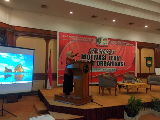 
Seminar Motivasi Tim dalam Organisasi: DWP Kukar Tingkatkan Sinergi dan Wawasan