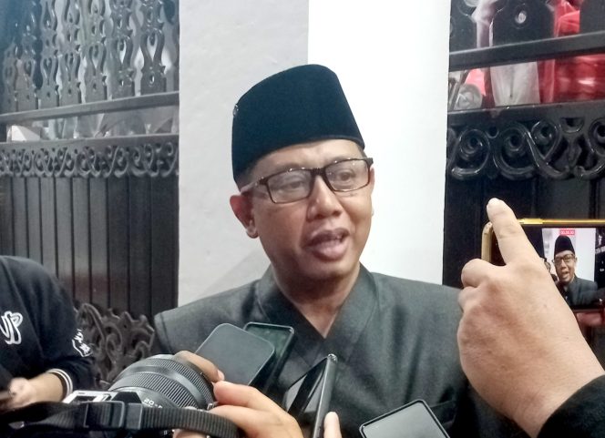 
Teks Foto : Ketua KPU Kukar, Rudi Gunawan (Rizka/Okeborneo)