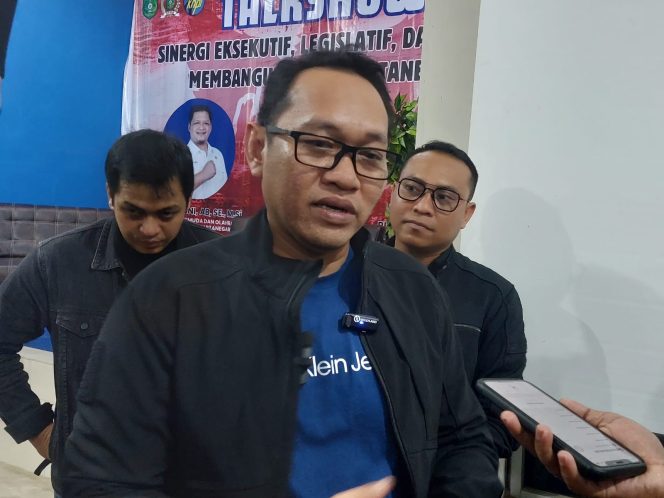 
Ketua DPRD Kukar Junaidi Fokuskan Kunjungan Dapil untuk Prioritaskan Kebutuhan Masyarakat di APBD 2025