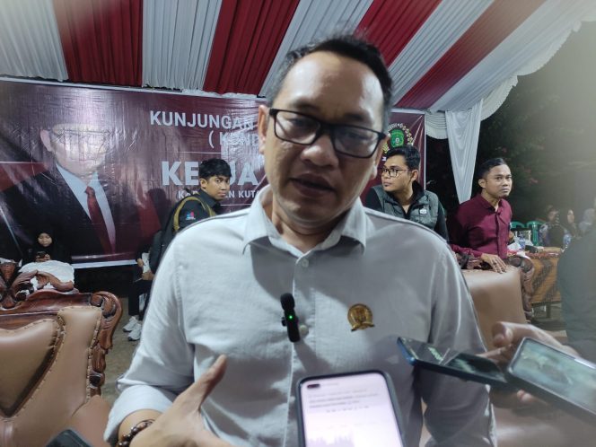 
Ketua DPRD Kukar Junaidi Dorong Penganggaran Lebih Maksimal untuk Desa Persiapan Mangkurawang Darat