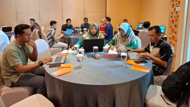 
Distransnaker Kukar Ikuti Workshop Pengentasan Kemiskinan di Bogor