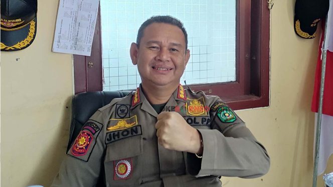 
Kepala Bidang Ketentraman dan Ketertiban Umum Satpol PP Kukar, Janhariansyah. (Rizka/Okeborneo)