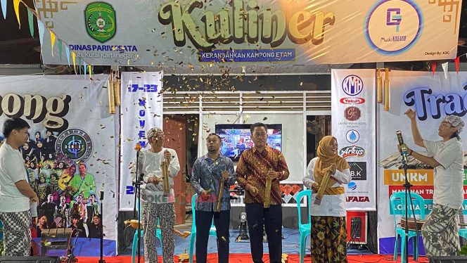 
Pembukaan Festival Kampong Kuliner Tradisional V Gang 7. (Rizka/Okeborneo)
