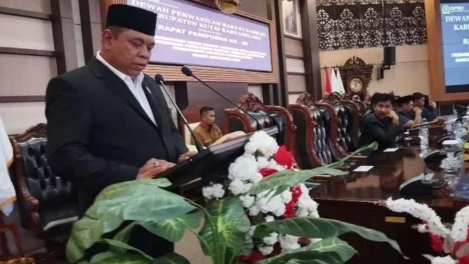
Fraksi Partai Golkar Desak Evaluasi PDAM Kukar Terkait Dugaan Nepotisme dan Pelayanan Buruk