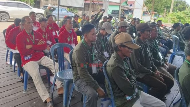 
Distransnaker Kukar Gelar Pelatihan Pertukangan di Kota Bangun, 30% Peserta Berasal dari Data DTKS