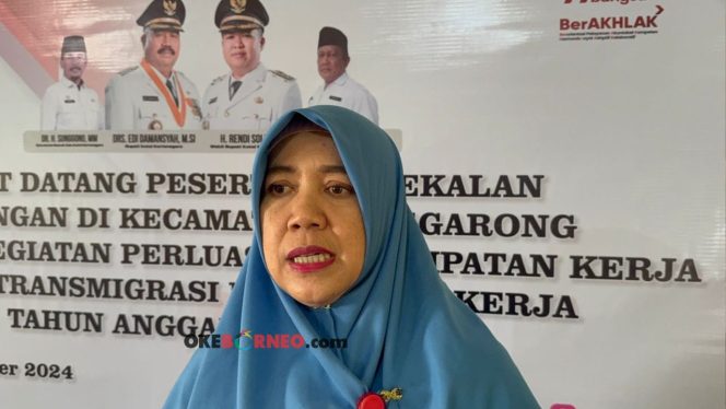 
Distransnaker Kukar Libatkan Warga dari DTKS dalam Pelatihan Pertukangan di Kelurahan Baru