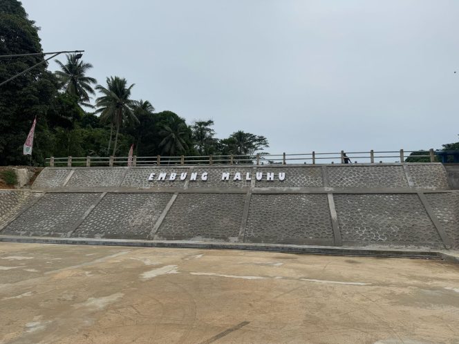 
Teks foto : Embung Maluhu 