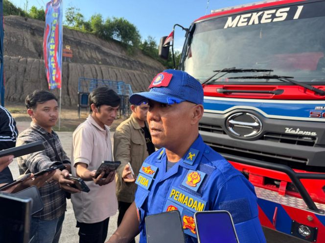 
Teks foto : Kepala Disdamkarmatan Kukar Fida Hurasani (Angga/okeborneo.com) 