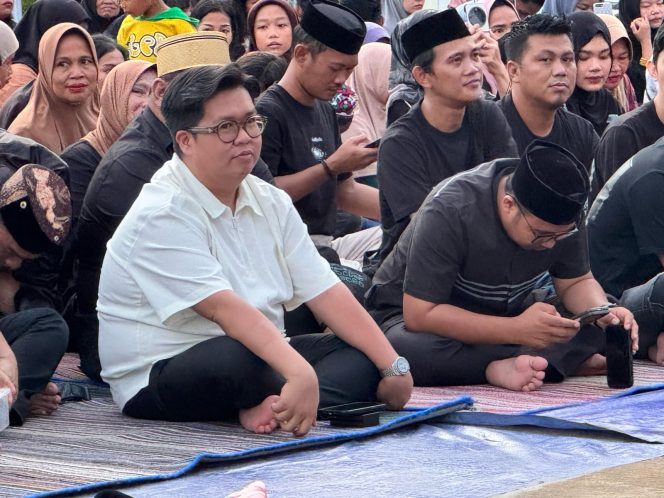 
Teks foto : Wabup Kukar Rendi Solihin 