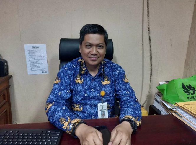 
Teks foto : Pelaksana Tugas (Plt) Kepala Bidang Pemasaran Dispar Kukar, Ivan Ahmad, 