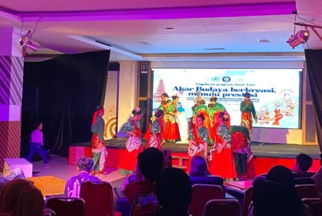 
Pementasan Seni Tari Nusantara