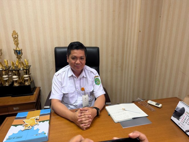 
Teks foto : Plt. Kepala Bidang Pemasaran Dispar Kukar, Ivan Ahmad