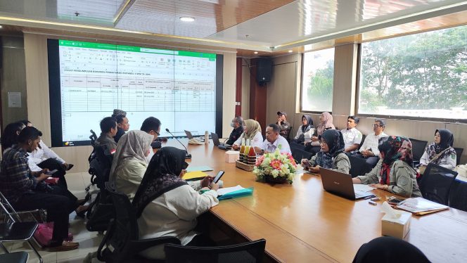 
DPMD Kukar Verifikasi Data Posyandu 6 SPM untuk Dukung Registrasi Nasional