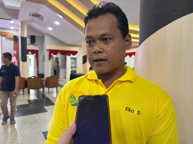 
Ketua Kelompok Tani Loa Kulu Apresiasi Distanak Kukar: Responsif dan Aktif Dampingi Petani