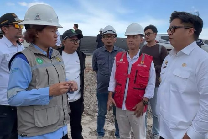 
Jalan Penghubung Sanga Sanga – Pendingin Longsor, Perusahaan Diminta Tanggung Jawab