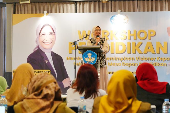 
Hetifah: Tingkatkan Kepemimpinan Visioner dan Mutu Pendidikan