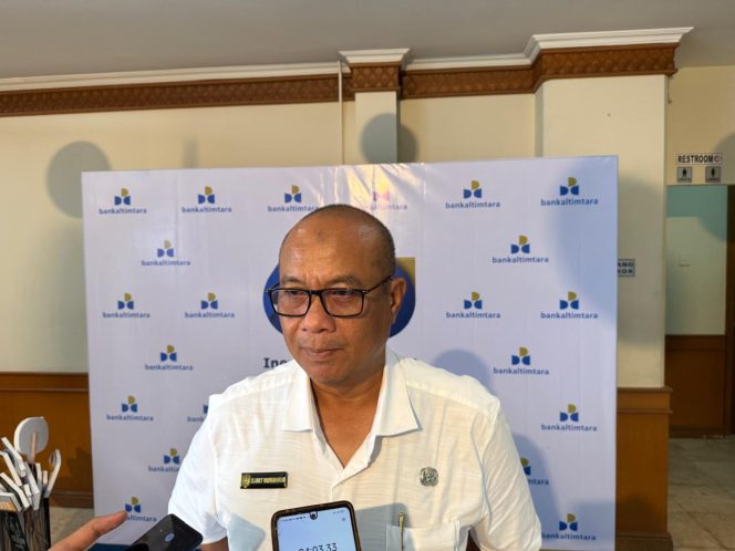 
Kadis LHK Kukar Slamet Hadiraharjo memberikan imbauan agar masyarakat mengolah sampah rumah tangga menjadi kompos. (Angga/okeborneo.com)