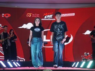 Produk lifestyle garapan Flex In Club ditampilkan dalam kegiatan Musancab PDIP Kukar di Gedung Putri Karang Melenu, sebagai bagian dari ruang promosi UMKM kreatif anak muda. (Humas PDIP)