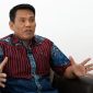 Tenaga Ahli Gubernur Kaltim, Rusman Yaqub, saat menyampaikan pandangannya terkait pelaksanaan program Gratispol Pemprov Kaltim. (Istimewa)