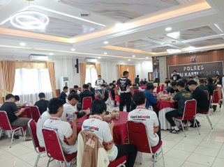 Pelaksanaan final Kapolres Kukar Cup Mobile Legends 2026 di Ruang Catur Prasetya Mapolres Kukar, Sabtu, 20 Juni 2026. Turnamen ini diikuti 52 tim dari 20 kecamatan di Kutai Kartanegara. (Istimewa)