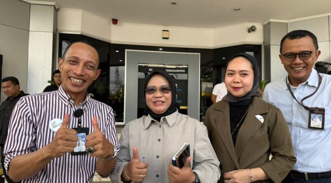 Pemimpin Sekretariat Perusahaan Bankaltimtara Cabang Tenggarong, Rita Kurniati (Angga/okeborneo.com)