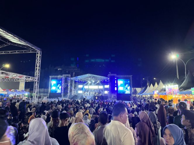 
Suasana Panggung Seni Expo Erau tahun 2026 (Angga/okeborneo.com)