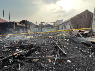 Kebakaran di Jalan Delta (Angga/okeborneo.com)