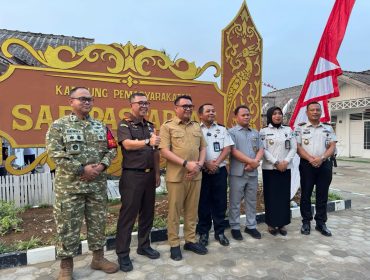 Foto bersama jajaran Forkompimda Kukar setelah peresmian SAE Pastarung (Angga/okeborneo.com)