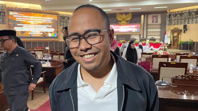 
Kelangkaan BBM di Kukar, Komisi II DPRD Minta Pertamina Tambah Kuota Pasokan